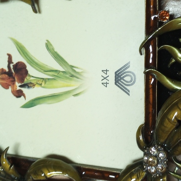 Picture Frame 4 x 4 FREE With $30 Purchase - Picture 8 of 12